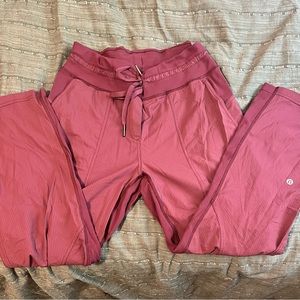 Lululemon Pink Cropped Sweatpants